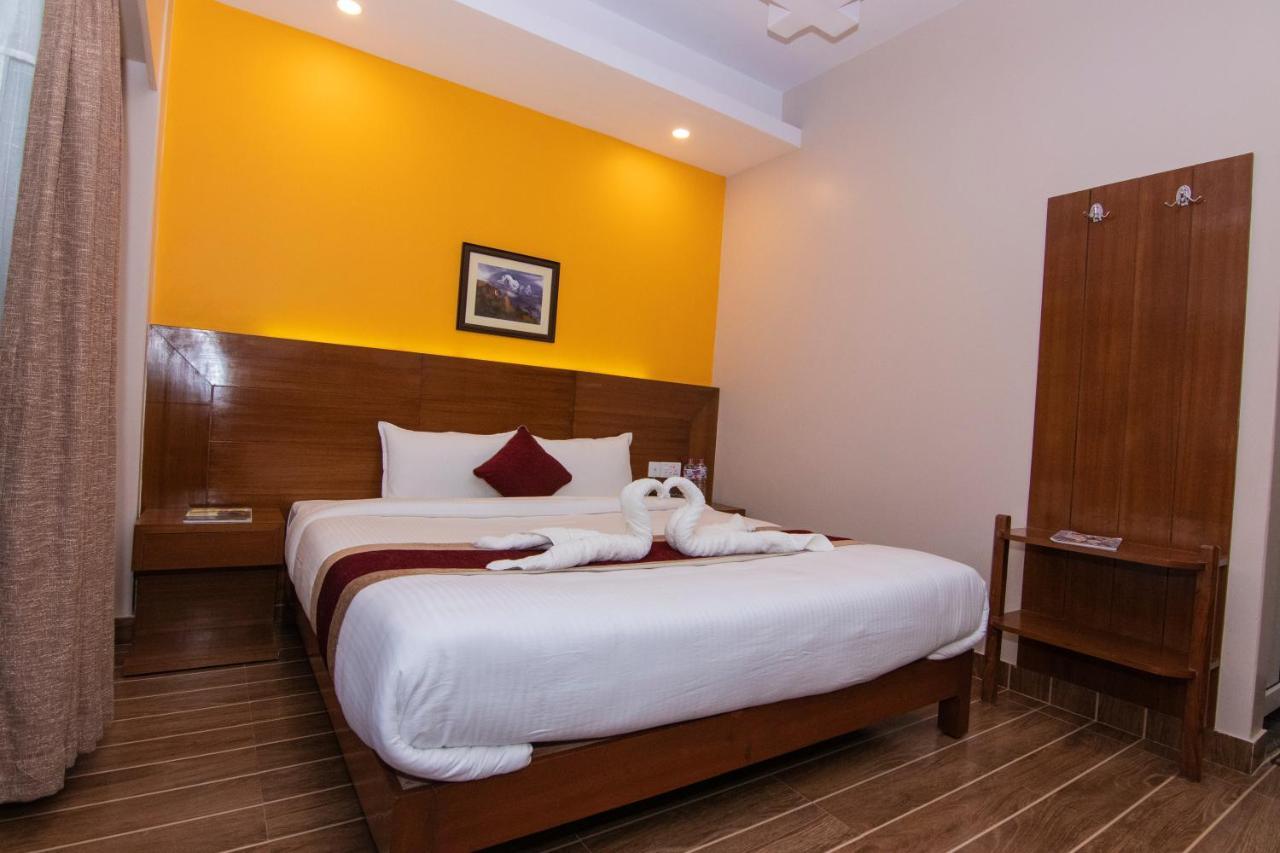 Hotel Balcony بوكْرا المظهر الخارجي الصورة